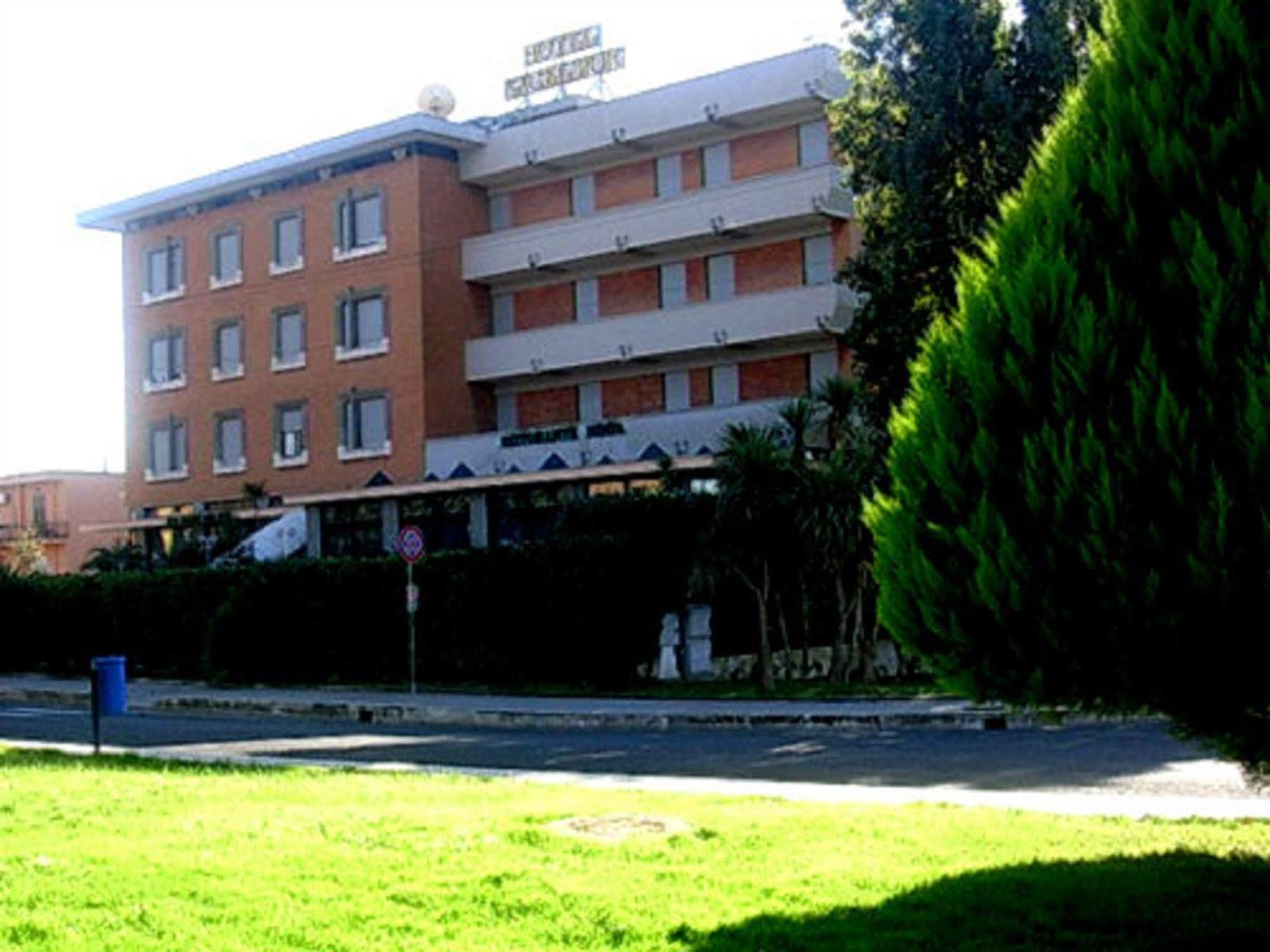 Hotel Excelsior Monticchio  Kültér fotó